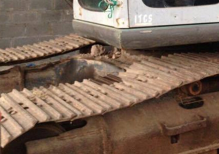 **1,xxx,000 บ.ต่อรอง/// แบคโฮ KOBELCO MARK-6 SK200 YN.07 เครื่อง/ปั้ม เดิม ไฟฟ้าครบ 12,xxx ชม. บูมอาร์มสวย เอวแน่น ช่วงล่าง75\% บอดี้เดิมๆ สีสันเดิม พร้อมใช้ เอกสารเล่มฯ **ขาย KOBELCO SK200 MARK 6 YN.07 แบคโฮ200 สภาพเดิมบาง ใช้งานน้อย เอกสารเล่มทะเบียน ครบ