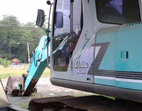 **1,xxx,000 บ.ต่อรอง/// แบคโฮ KOBELCO MARK-6 SK200 YN.07 เครื่อง/ปั้ม เดิม ไฟฟ้าครบ 12,xxx ชม. บูมอาร์มสวย เอวแน่น ช่วงล่าง75\% บอดี้เดิมๆ สีสันเดิม พร้อมใช้ เอกสารเล่มฯ **ขาย KOBELCO SK200 MARK 6 YN.07 แบคโฮ200 สภาพเดิมบาง ใช้งานน้อย เอกสารเล่มทะเบียน ครบ