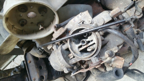 ขายเครื่อง (ไม่แน่ใจว่า A15 หรือ Mitsu) พร้อมเกียร์ MT ไม่มีเลข

5500 บาท

Line: surawat.hant
0834301397