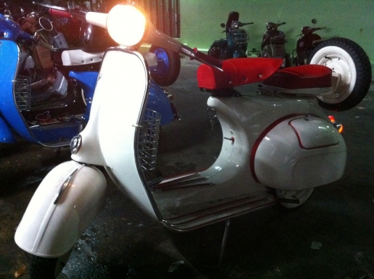 เอเซียเวสป้า---->>จัดส่งรถvespa ให้คุณเจ๋ง ชลบุรีเรียบร้อยแล้วนะครับ..15/05/59 เอเซียเวสป้า---->>จัดส่งรถvespa ให้คุณเจ๋ง ชลบุรีเรียบร้อยแล้วนะครับ..15/05/59