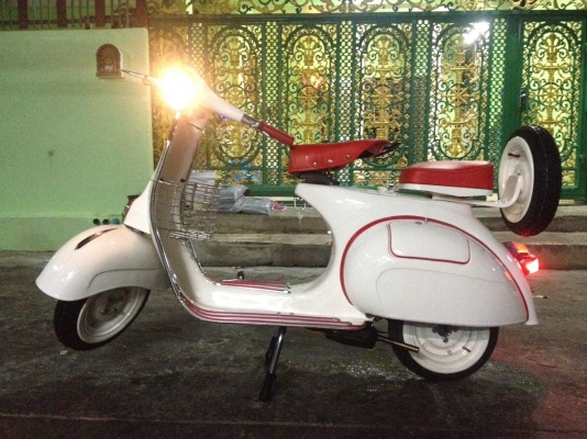 เอเซียเวสป้า---->>จัดส่งรถvespa ให้คุณเจ๋ง ชลบุรีเรียบร้อยแล้วนะครับ..15/05/59 เอเซียเวสป้า---->>จัดส่งรถvespa ให้คุณเจ๋ง ชลบุรีเรียบร้อยแล้วนะครับ..15/05/59