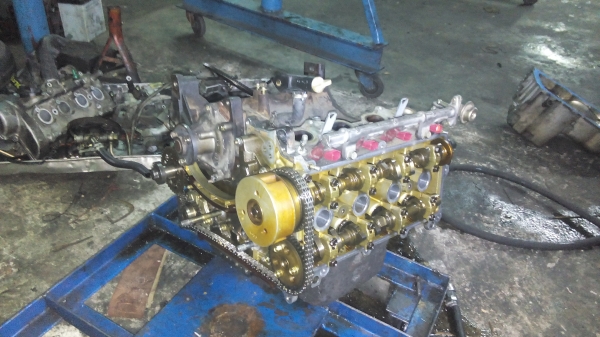 - อาเวนซ่า 1300.1500c.c - อาเวนซ่า 1300.1500c.c