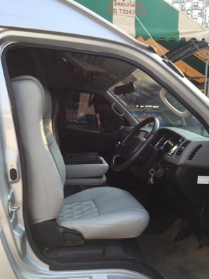 โทร 0922726669 ตันหยงเบสท์รถตู้ฝั่งธน COMMUTER ปี 2013 ดีเซลล์ แต่งวีไอพี แอร์บัส เบาะหนัง 4 แถว ราคา 1,059,000 บาท โทร 0922726669 ตันหยงเบสท์รถตู้ฝั่งธน COMMUTER ปี 2013 ดีเซลล์ แต่งวีไอพี แอร์บัส เบาะหนัง 4 แถว ราคา 1,059,000 บาท