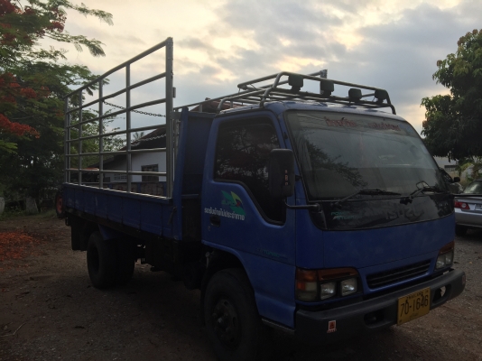 ขายรถหกล้อ NQR 150 แรง ยาว 4.30 ม เอฟหน้าหลัง รห้างแท้ 100\% เครื่องดีครัชชีสวยแอร์เย็น