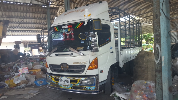 ขายเมก้า175ปี50 ยาว4.30 รถสวยเดิมบาง ทุกชิ้น ยางเรเดียลใหม่6เส้น