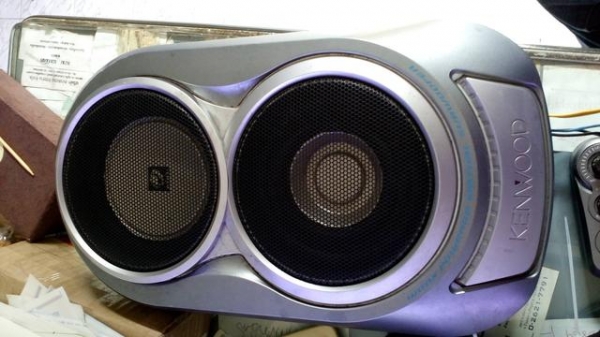 ลดล้างสต็อก2500บาทBassbox kenwood ksc-wx1 วางใต้เบาะ รีโมทยาว