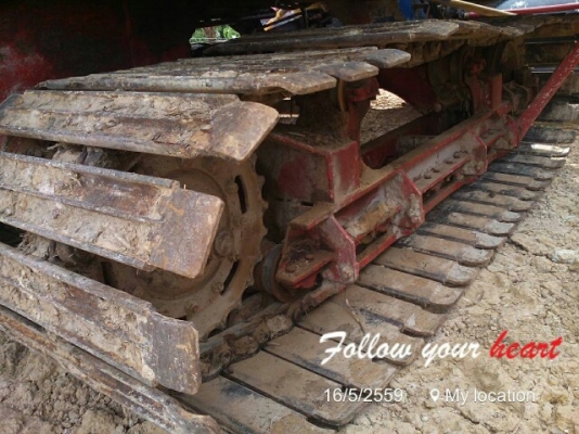 ขายรถเกี่ยวเดินแทรกเตอผ่าปั้ม23เครื่อง6bf1ช่วงล่างสวยราคา175000บาทต่อรองค่าคอม10000บาท