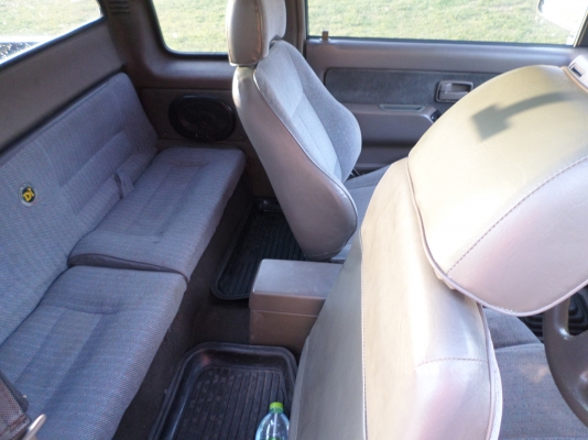 ขายรถกระบะ ISUZU TFR SPACE CAB SLX 2.5 ปี1995/38  พวงมาลัยพาเวอร์โรงงานหน้าหนูแท้ตัวท็อปกระจกไฟฟ้า รถสวยๆภายในสะอาดใครที่หารุ่นนี้อยู่รับรองไม่ผิดหวังครับรถสภาพเดิมๆเครื่องดีไม่ไอไม่จามประหยัดน้ำมันสุดๆ คัสชีเดิมสวยไม่มีผุช่วงล่างแน่นปึกรถบางเดิมเอกสารพร้