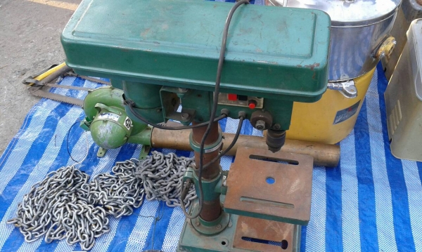 แท่นสว่าน