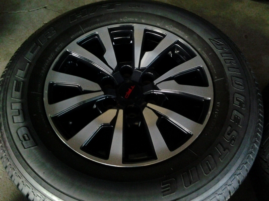 แม็ก TRD SPORTIVO 17 พร้อมยางใหม่ๆ ชุด2