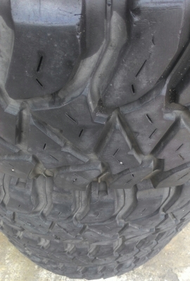 ขาย ยาง MT 285/75/16 MADE IN USA สวยๆ