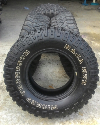 ขาย ยาง MT 285/75/16 MADE IN USA สวยๆ