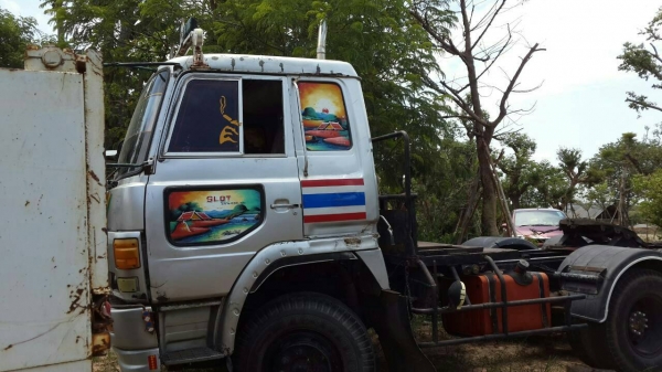 ขายดาวน์ หัวลากHINO เครื่อง 320แรง วางเครื่อง แดวู 320 แรง สองเพลา ขายดาวน์ 165000 งวดคงเหลือ 101XX เหลือ43 งวด ครับ พร้อมเปลี่ยนสัญญา