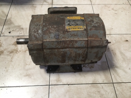 ขายมอเตอร์  usa  ตัวใหญ่  ขนาด 2 แรง ไฟบ้าน 220