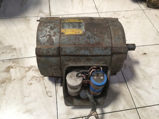 ขายมอเตอร์  usa  ตัวใหญ่  ขนาด 2 แรง ไฟบ้าน 220