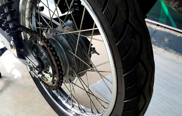 SPARK 115 i สีม่วง เครื่องยนต์ 115 ซีซี.ทนแกร่ง เทคโนโลยีหัวฉีด YEC_FI รถที่ประหยัดน้ำมันที่สุด แถม 3 รายการ 18900