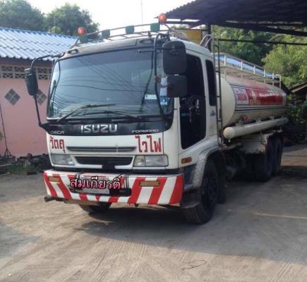 ขาย 10ล้อ FVM 12M บรรทุกน้ำมัน ราคาไม่แพง พร้อมใช้ พร้อมโอน