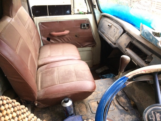 ขาย!! >>> Hino Km505 6ล้อ <<< รถติดเครื่องใช้งานได้ ราคา 145,000 บาท ขาย!! >>> Hino Km505 6ล้อ <<< รถติดเครื่องใช้งานได้ ราคา 145,000 บาท