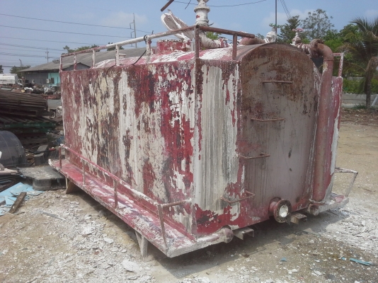 ขายแท้งน้ำพร้อมปั้มหอยโข่งประมาณ5000-7000ลิตร ราคาต่อลองได้คับ