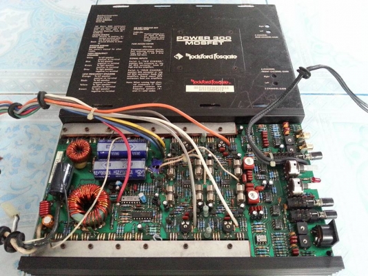 แอมป์ 4 แชลแนลร๊อคฟอด usa