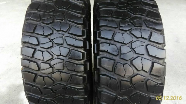 BF MUDTERRAIN KM2 33-12.5-15 มีคู่เดียวครับ BF MUDTERRAIN KM2 33-12.5-15 มีคู่เดียวครับ