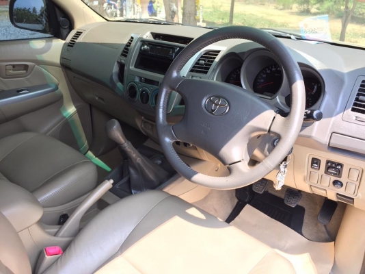 ขาย  VIGO 4 ประตู DOUBLE CAB 4X4 ปี 2010 - 2553 เครื่อง 3.0 ตัว G ท็อปสุด VNTURBO เกียร์ ธรรมดา มี AIRBAG คนขับกับคนนั่ง ABS พวงมาลัยเพาเวอร์