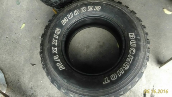 มีคุ่เดียว ยาง MAXXIS BUCKSHOT 245-75-16 ปี13 ดอกเต็ม มีคุ่เดียว ยาง MAXXIS BUCKSHOT 245-75-16 ปี13 ดอกเต็ม