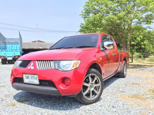 ขาย TRITON เครื่อง 2.5 GLX MEGA CAB โฉม MEGACAB ปี 2006 เกียร์ ธรรมดา เครื่องดี ขับดี แม็กขอบ 17 นิ้ว ยางใช้ยาวๆ เลย กระจกปรับไฟฟ้า พวงมาลัยเพาเวอร์