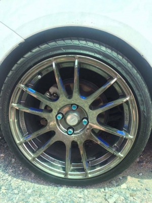 ขายล้อขอบ17 4รุ 100พร้อมยาง ถูกๆครับ  ล้อ GRAMLIGHT 57 EXTREAM