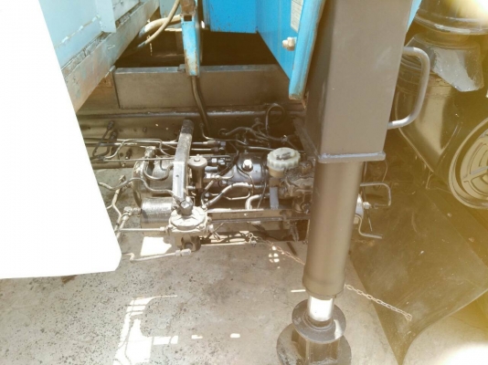 หกล้อติดเครนสวยๆ