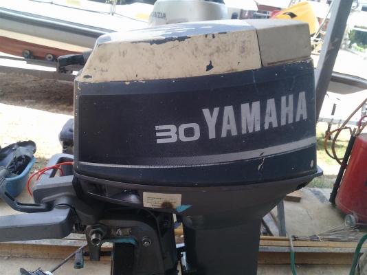 เครื่องยามาฮ่า 30แรง 3สูบ สตาร์ทไฟฟ้า หางยาว21นิ้ว พร้อมใช้งาน