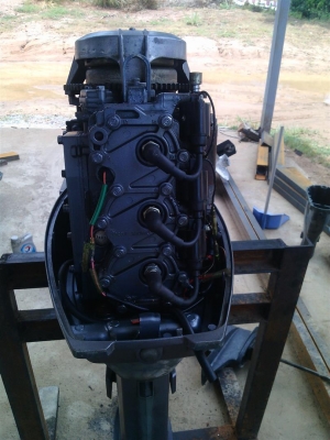 เครื่องยามาฮ่า 30แรง 3สูบ สตาร์ทไฟฟ้า หางยาว21นิ้ว พร้อมใช้งาน