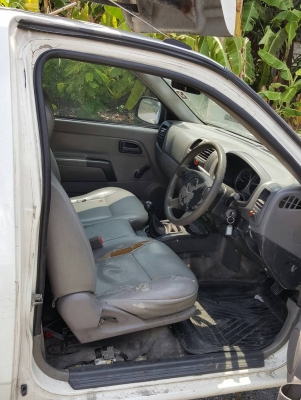 รถมือเดียว ISUZU D-MAX ปี 05 ( ตู้เย็น-10 ตู้เบิ้ม) รถมือเดียว ISUZU D-MAX ปี 05 ( ตู้เย็น-10 ตู้เบิ้ม)