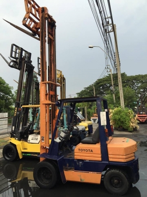 ฟอล์คลิฟต์ 2.5 ตัน TOYOTA 5FD25 รถนอกเก่าญี่ปุ่น ดีเซล  เสา 4 เมตร งาฮิ้ง กระดก-เท สภาพสวย พร้อมใช้งาน