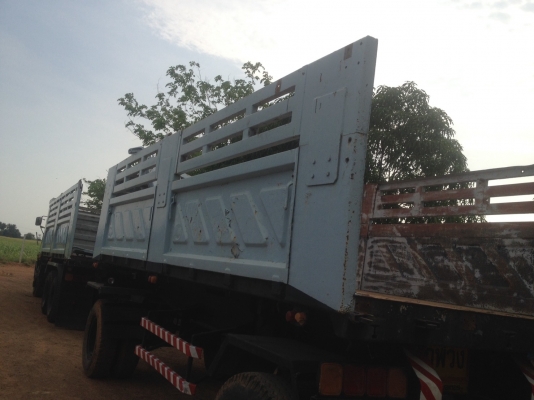 สิบล้อมือสอง