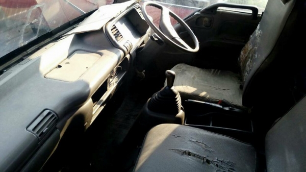 ขาย 6 ล้อNQR ขาย 6 ล้อNQR