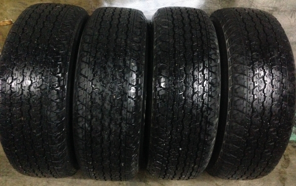 แม็ก Toyota VIGO PRERUNER พร้อมยาง 255-70-15 แม็ก Toyota VIGO PRERUNER พร้อมยาง 255-70-15