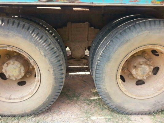 ขายรถ10ล้อ เทรลเลอร์2เพลา เครื่อง220แรง EM100 ขึ้นPC200ได้สบาย แคชซีจัมโบ้ เอกสารพร้อมโอน สนใจโทร 090-8588220คุณนะ 093-3258446คุณบิว หรือเข้าดูสินค้าอื่นๆได้ที่ www.truck.in.th/498 หรือเพจFacebook ณรงค์ ซื้อขายรถมือสอง (เว็บไซต์ส่วนตัว) หรือFacebook คุณนะ