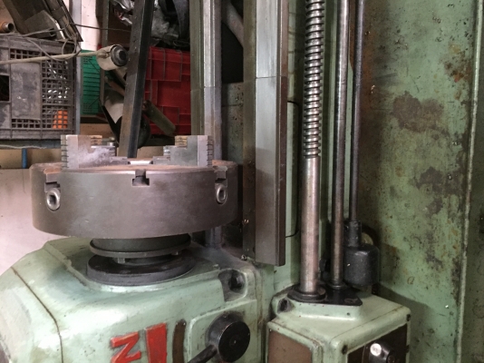 ขายเครื่องกลึง6ฟุตหนัก3เพลาเปิดคอม้าได้มีสามขาพร้อมใช้ราคาแจ๋วเลย