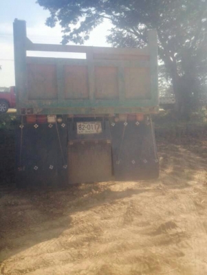 หกล้อดั้มhino