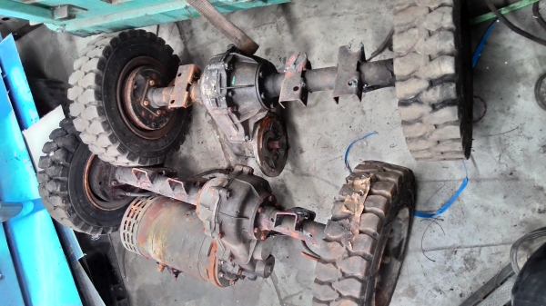 ล้อโฟล์คลิฟท์พร้อมมอเตอร์ครบชุด