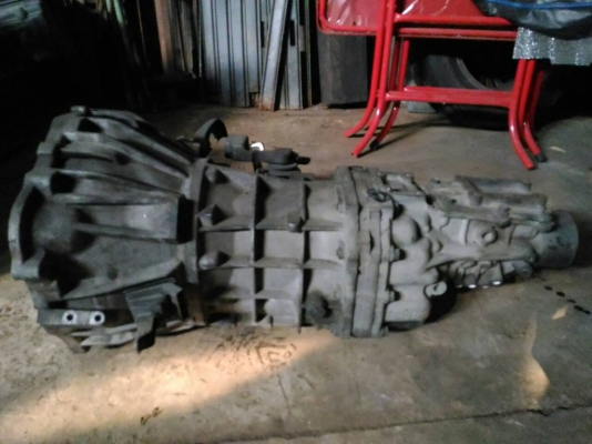 เกียร์รถตู้เบนซินเครื่อง2.7  รับประกันไม่หลุดไม่หอน 10000บาท