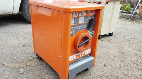 ** ขอบคุณผู้ซื้อ&amp;พี่เสือ!! ** > > พลังหนุ่มวัยใสรุ่นใหม่ชนช้อป MOD 300 สภาพอย่างที่เห็น!! < <