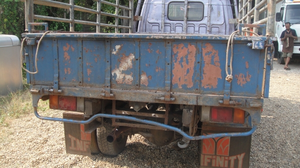 ISUZU NKR 6ล้อช่วงสั้น เครื่อง4BE1ฝาดำ(110แรง)เครื่องแน่น เพาเวอร์ รถพร้อมใช้ ราคาถูก