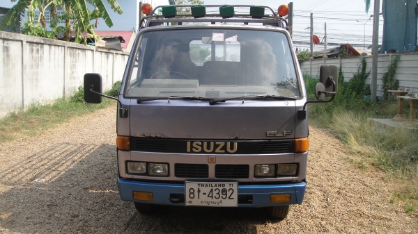 ISUZU NKR 6ล้อช่วงสั้น เครื่อง4BE1ฝาดำ(110แรง)เครื่องแน่น เพาเวอร์ รถพร้อมใช้ ราคาถูก