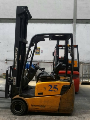 รถฟอร์คลิฟท์ไฟฟ้าสภาพสวย รถฟอร์คลิฟท์ไฟฟ้าสภาพสวย