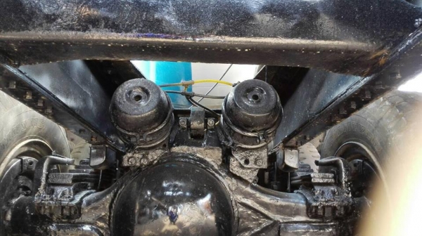 ขายรถ10ล้อ โม่ปูน2เพลา โม่7คิว เครื่อง275แรง พาวเวอร์ เบรกจิ๊ฟฟี่ สภาพพร้อมใช้งาน เอกสารพร้อมโอน สนใจโทร 090-8588220คุณนะ 093-3258446คุณบิว หรือเข้าดูสินค้าอื่นๆได้ที่ www.narong2truck.com หรือ www.truck.in.th/498 หรือเพจFacebook ณรงค์ ซื้อขายรถมือสอง (เว