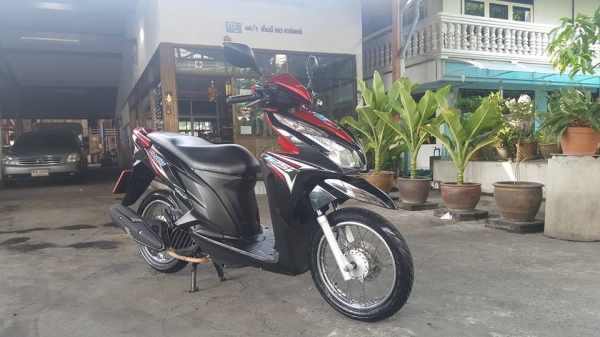 HONDA CLICK-i 125 CC ฟรีค่าโอน HONDA CLICK-i 125 CC ฟรีค่าโอน