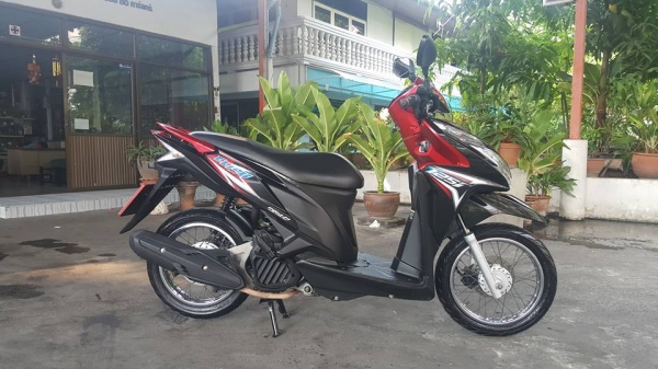 HONDA CLICK-i 125 CC ฟรีค่าโอน HONDA CLICK-i 125 CC ฟรีค่าโอน
