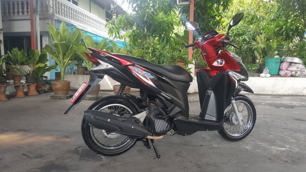 HONDA CLICK-i 125 CC ฟรีค่าโอน HONDA CLICK-i 125 CC ฟรีค่าโอน
